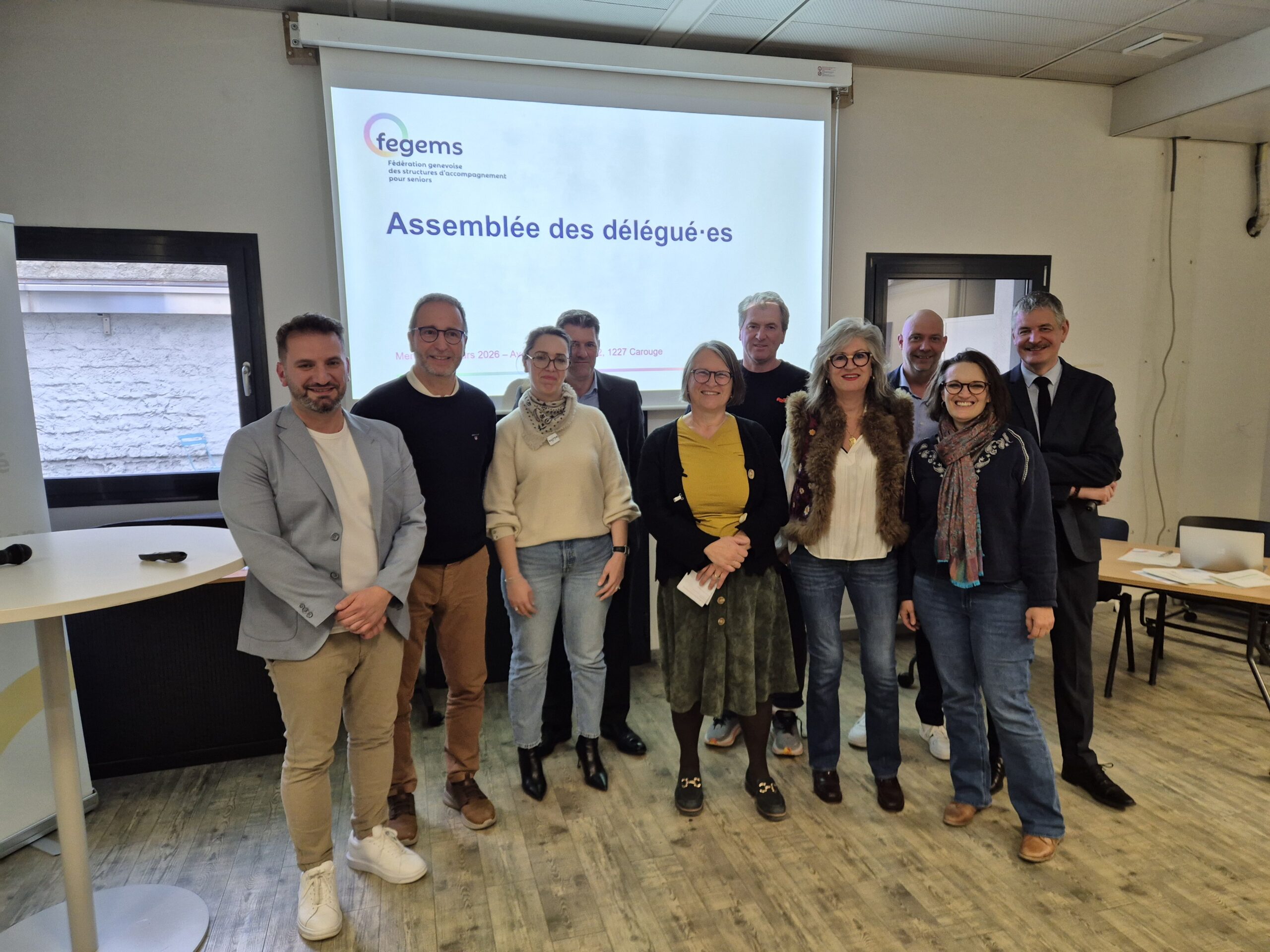 De g. à d. : Raffaele Fraomene, Pascal Blum, Vanesa Rodrigues-Pose, Cyrille Damas, Brigitte Schneider, François Girod, Martine Brügger, Jonathan Elzingre, Rachel Luchetta et Jean-Philippe Terrier.